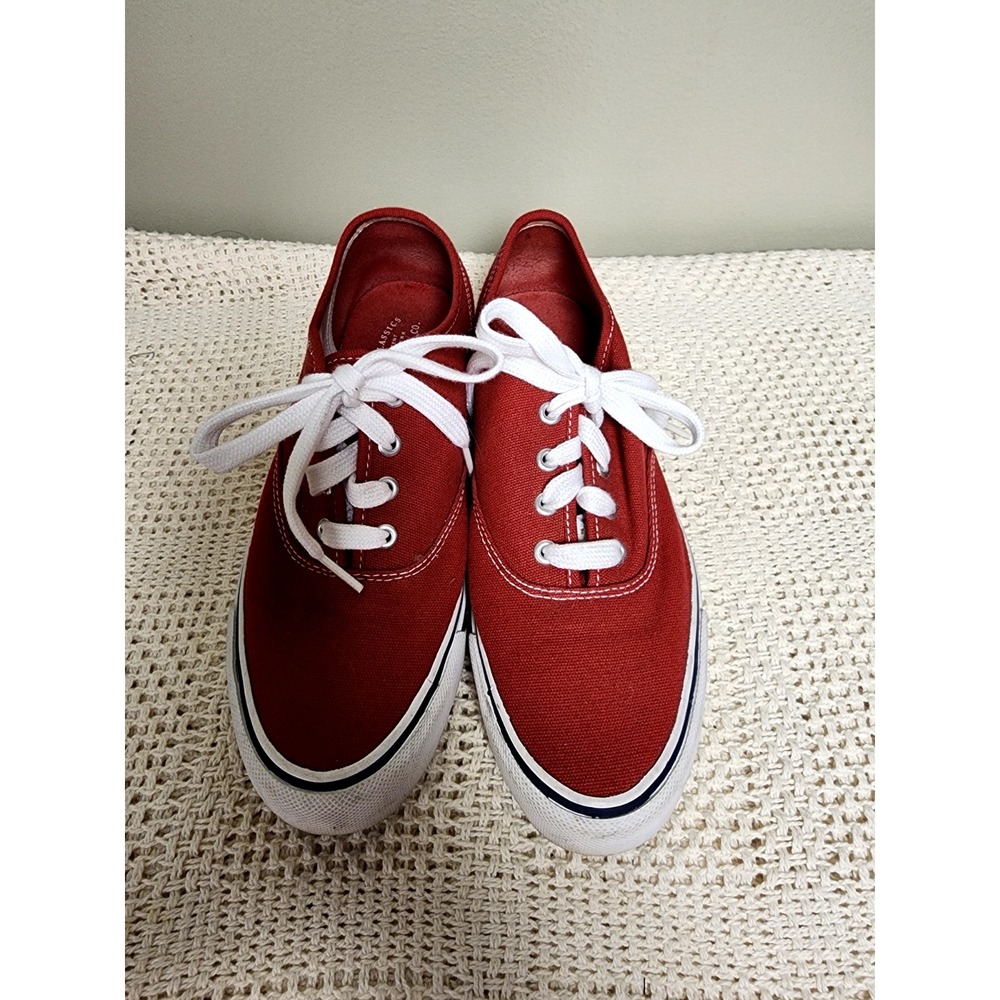Women's GH Bass & Co. classic "Happy Too" canvas sneakers - size 8M